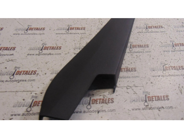 Другая деталь салона