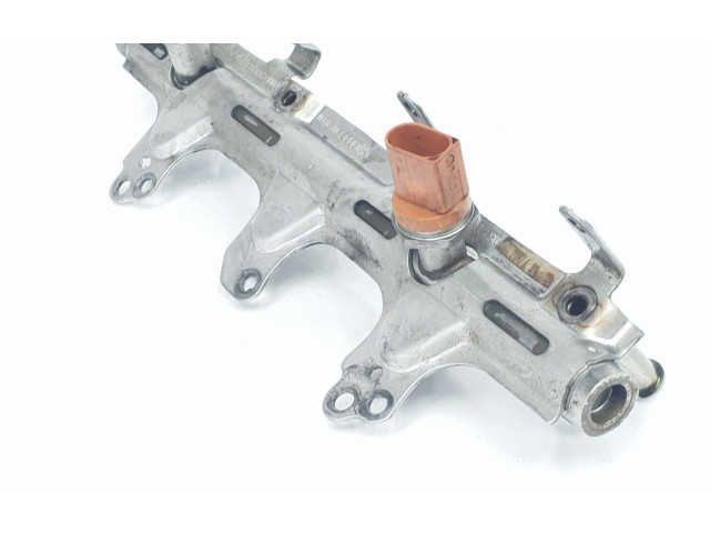 Топливная рампа 06J133317M, 06J133317AB Volkswagen Golf VI