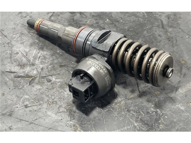 Форсунка 038130073AQ, 0414720213    Audi A3 S3 8L  ATD 