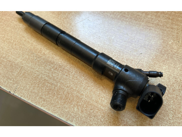 Форсунка 04B130277J Skoda Fabia Mk3 (NJ)