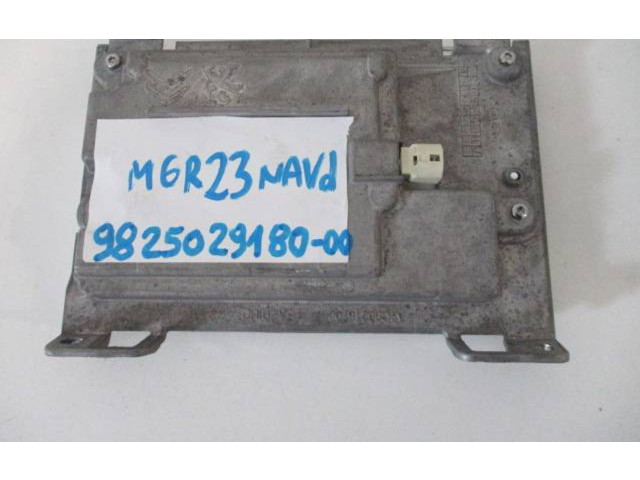 Дисплей 9825029180 Peugeot 2008 I