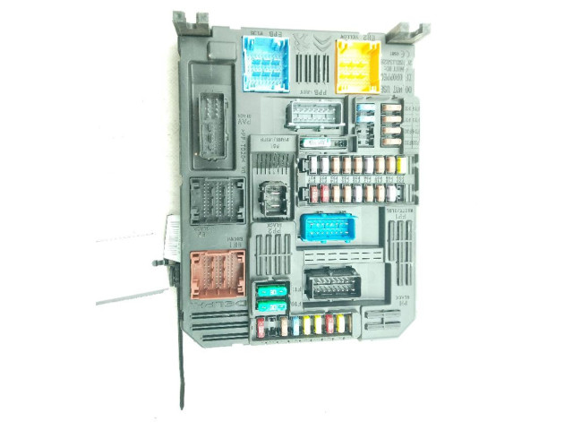 Блок управления 9832880280 Opel Combo E