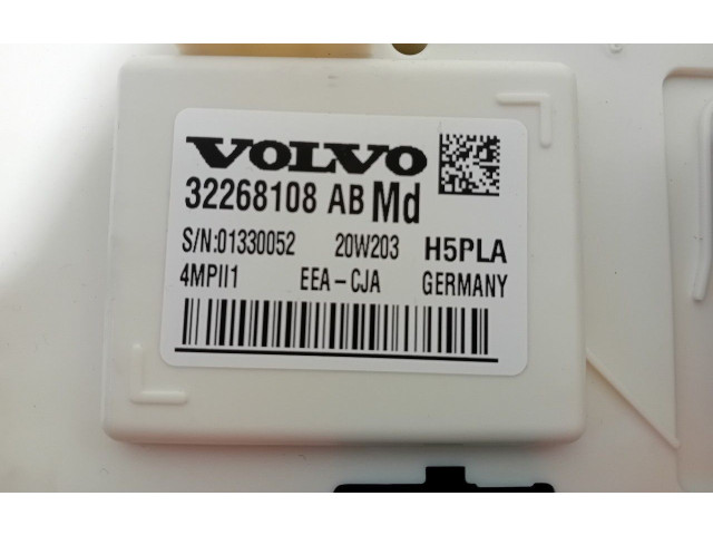 Блок предохранителей 32268108 Volvo XC40
