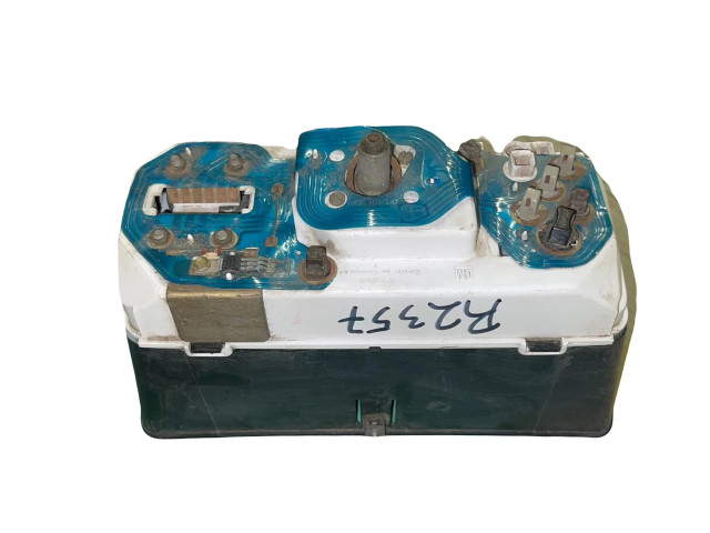 Přístrojová deska Opel Kadett D 1983 90041593