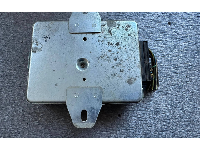 Řídící jednotka 11069-C9600, 23710-C9700 Nissan Patrol 260 1993