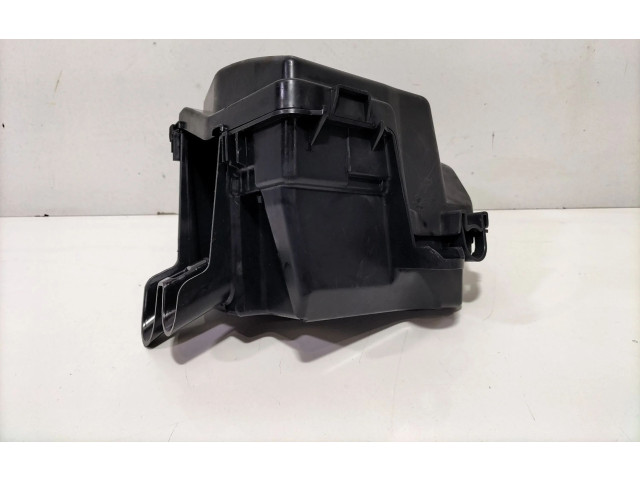 Pojistková skříňka Řídící jednotka BSM 243809584R   Renault Clio IV 2013