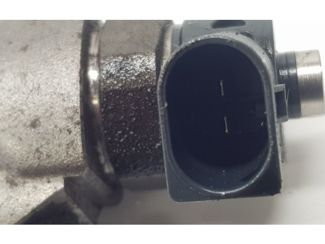 Vstřikovač 04L130277AC, 04L130277AC Volkswagen Caddy DFSF