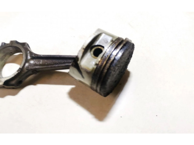  Поршень с шатуном    Ford Galaxy для бензинового двигателя 2.0