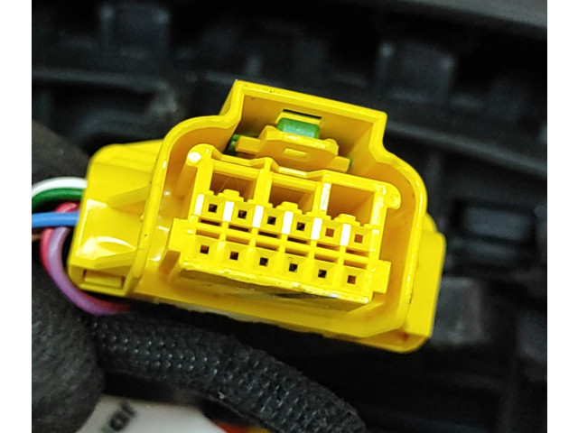 Подушка безопасности водителя 80A880201L Audi Q5 SQ5