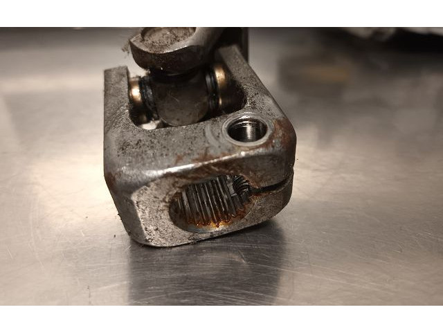    Рулевая рейка 8N1419501P   Audi TT Mk1 1999 - 2006 года