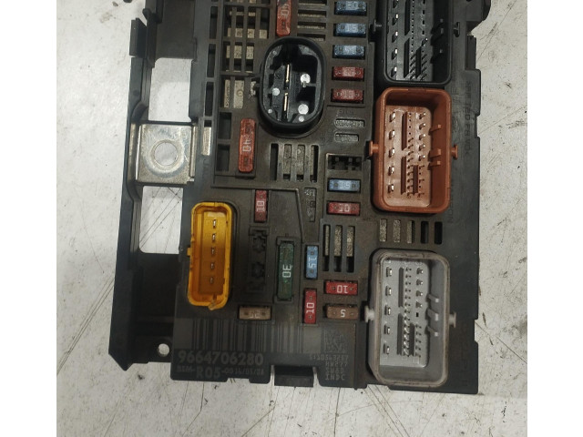 Pojistková skříňka Řídící jednotka BSM 9664706280, 9664706280 Citroen Berlingo 2006