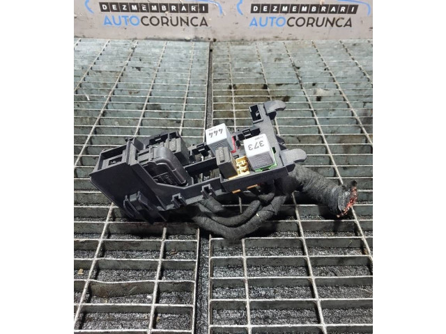 Pojistková skříňka Audi Q7 4L 2007