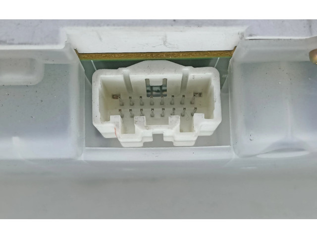 Přístrojová deska Mazda 3 I 2004 4KBP4KB