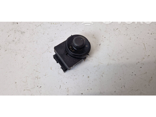 Sicherungskasten komplett 13304423   Saab 9-5    