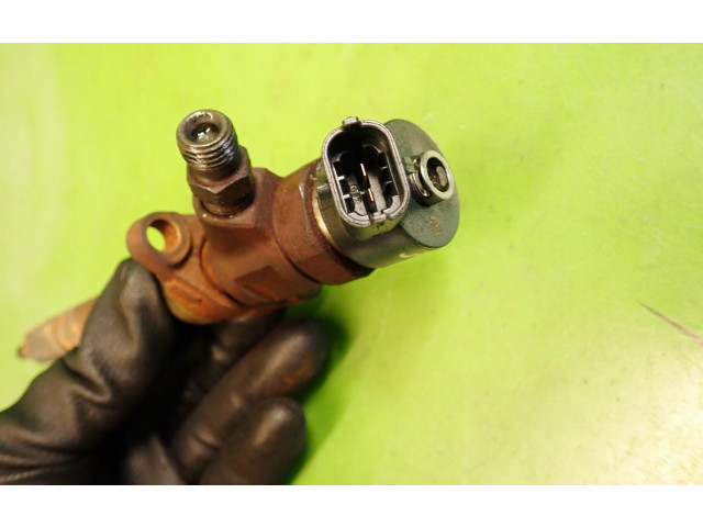 Форсунка 0445110239606680 Citroen Xsara Picasso