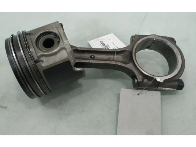 Píst C54 KIA Carnival pro naftový motor 2.9