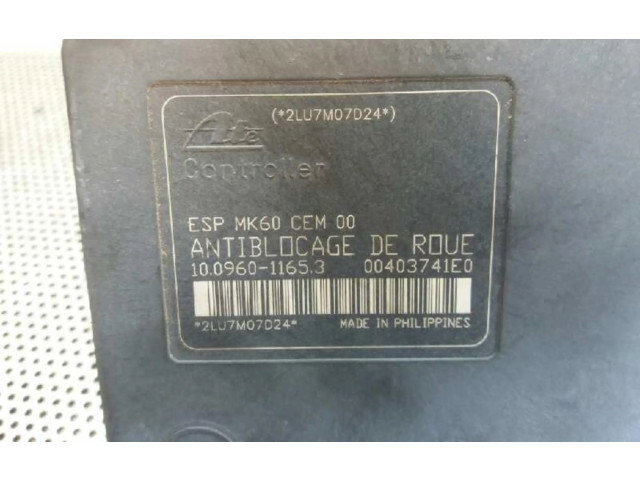 Топливная рампа 10096011653   Citroen Berlingo  