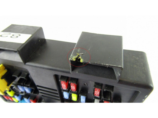 Pojistková skříňka 96821082 Chevrolet Captiva 2010