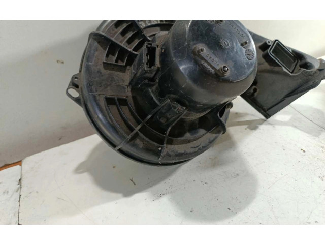 Вентилятор печки       Opel Meriva A