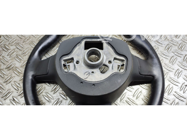 Руль Skoda Fabia Mk3 (NJ) 2015 - 2021 года 5E0419685