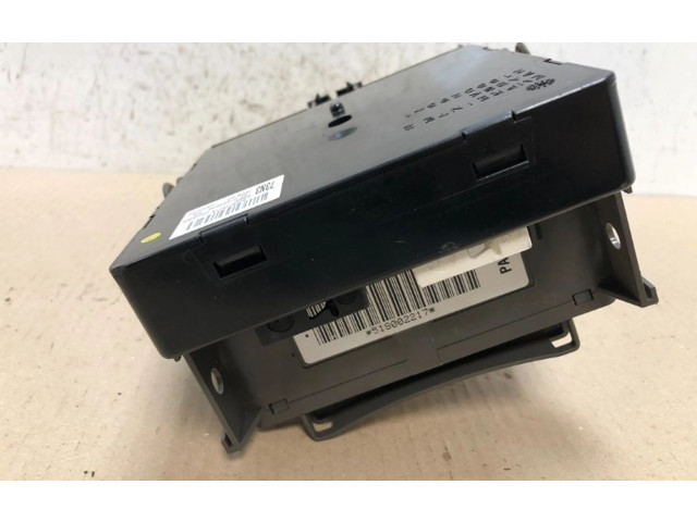 Pojistková skříňka 8200148810A, 8200004201E Renault Vel Satis 2002