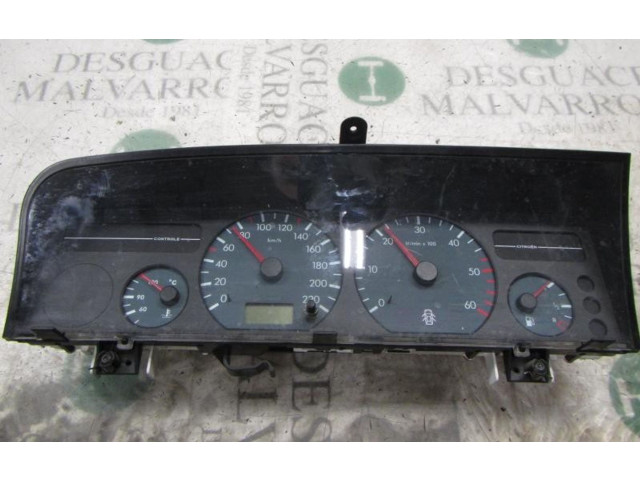 Панель приборов    Citroen Xantia       