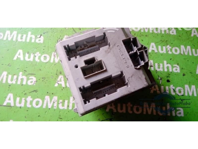   Pojistková skříňka 46760255.   Fiat Punto (176) 1994