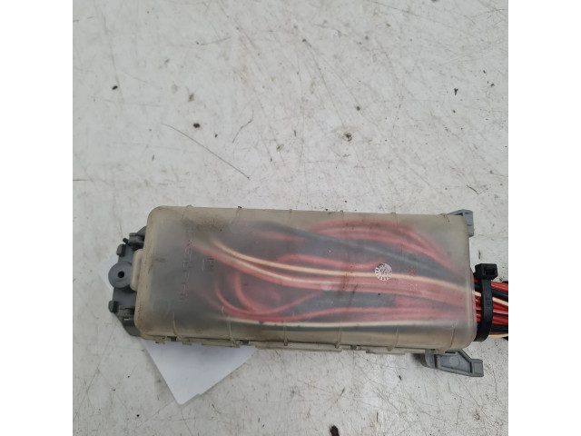 Pojistková skříňka 93332763 Opel Meriv A 2004