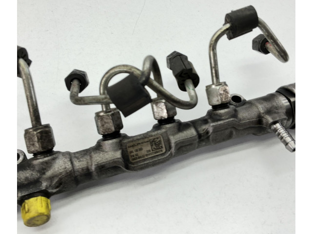 Vstřikovací lišta 04L130093, 04L130093 Volkswagen Transporter - Caravelle T6