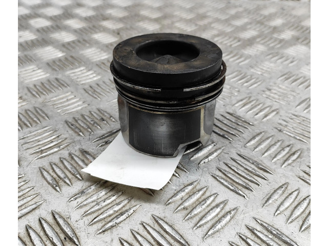 Píst 07L107065K Audi A6 S6 C6 4F CDYA