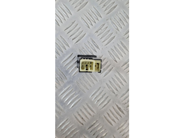 Переключатель дворников    Suzuki Jimny