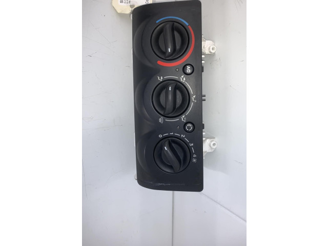 Блок управления климат-контролем 7701067035   Renault Clio II