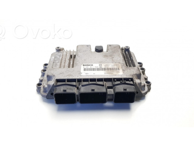 Řídící jednotka 8200546983, 0281011529 Nissan Primastar 2006