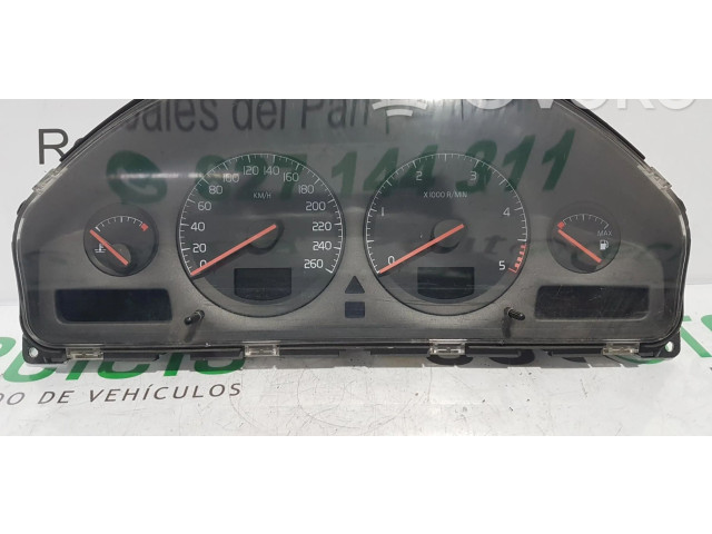 Панель приборов Volvo V70