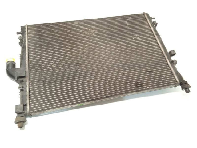 Радиатор охлаждающей жидкости 8200189288C Dacia Logan Pick-Up