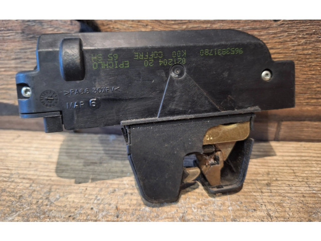 Замок багажника Peugeot 607 - года