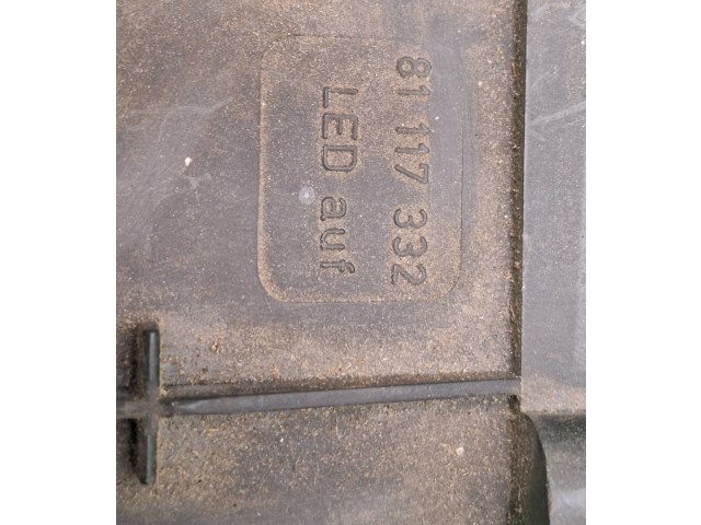 Přístrojová deska Audi 80 90 B2 1985 81117331