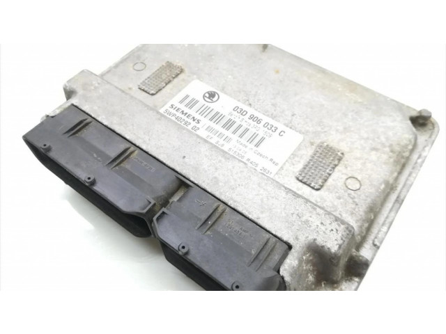 Блок управления двигателя 03D906033C, 5WP40292   Skoda Fabia Mk1 (6Y)