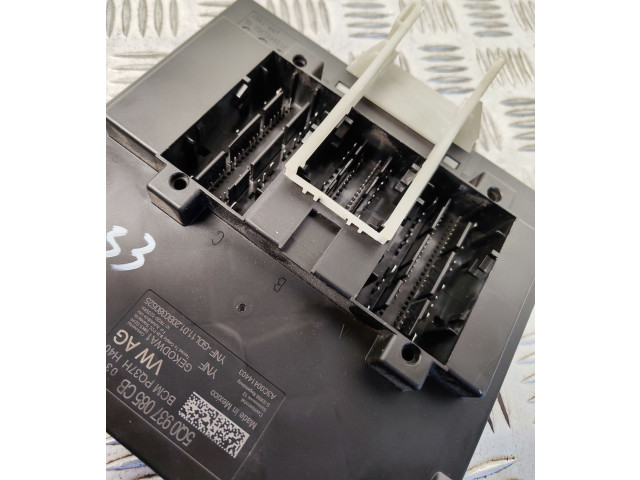 Подрулевой шлейф SRS 5Q0937085CB   Volkswagen Atlas