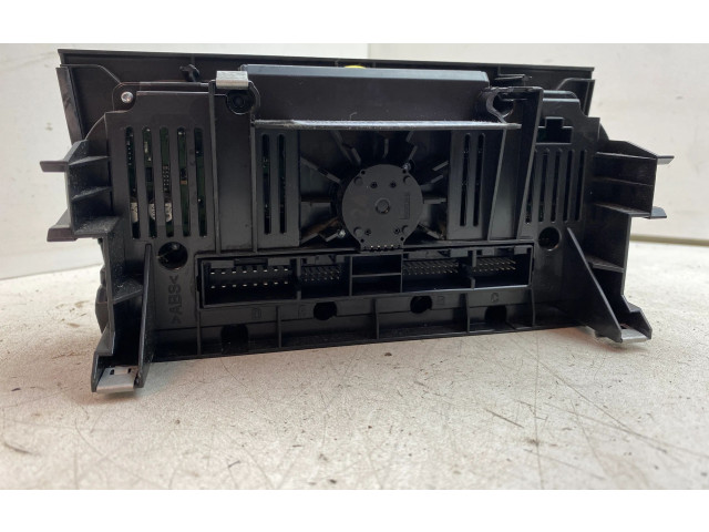 Блок управления климат-контролем 8U0820043C Audi Q3 8U