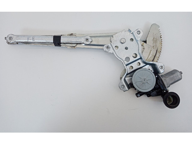 Форсунка 8346063J01, 2621003381 Suzuki Swift