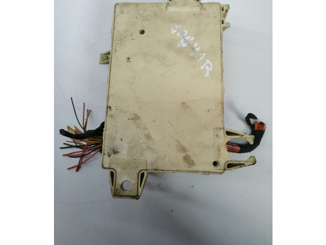 Блок предохранителей 1R8T14A067AB Jaguar S-Type