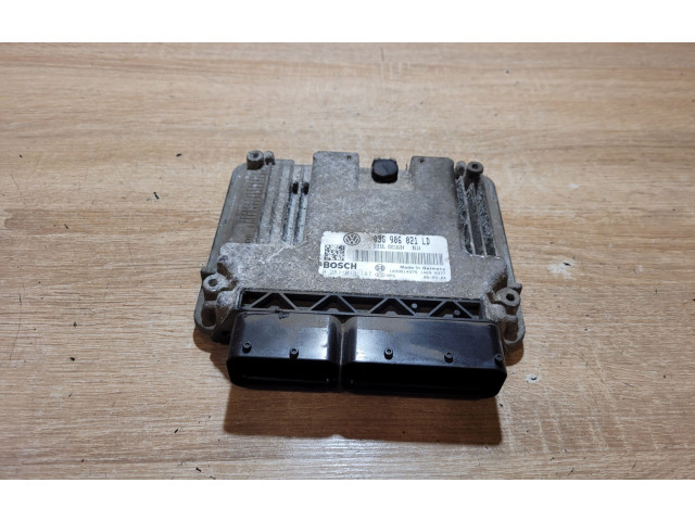 Блок управления двигателя 03G906021LD Skoda Octavia Mk2 (1Z)