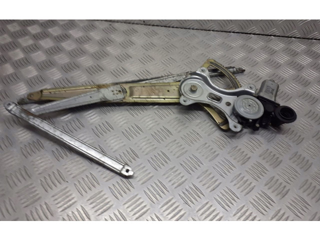 Přístrojová deska  Toyota Corolla Verso E121 2002 8572052110  