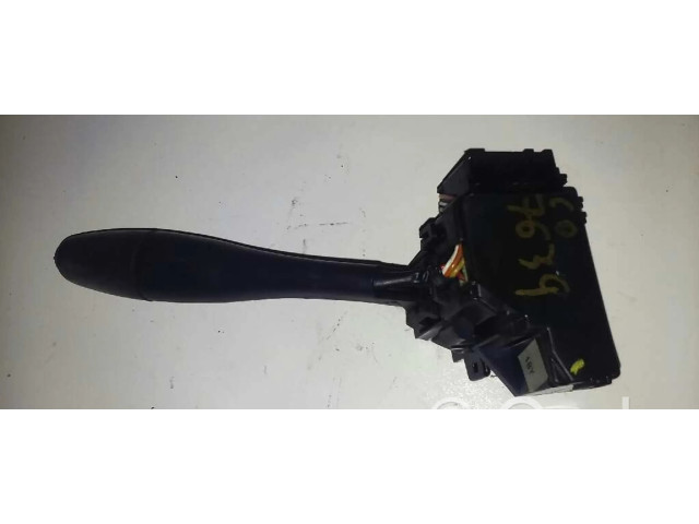 Ручка стеклоочистителей Mitsubishi Carisma