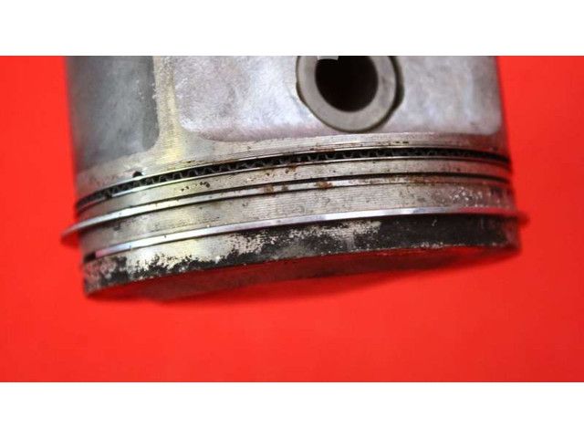  Поршень    KIA Rio  