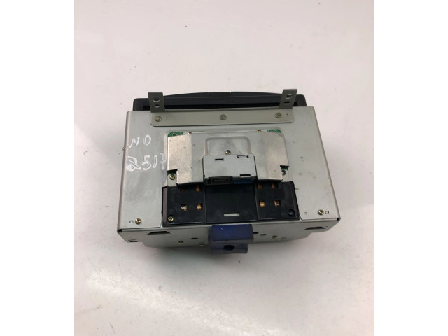 Экран/ дисплей / маленький экран 306562451   Volvo V70