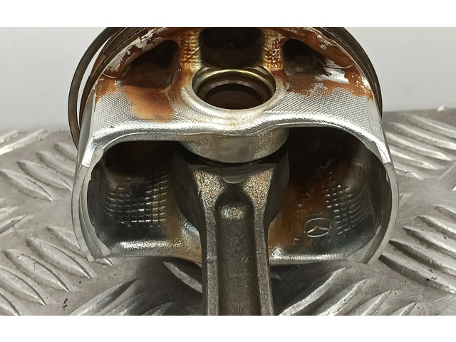 Поршень PE KS1275 Mazda 3