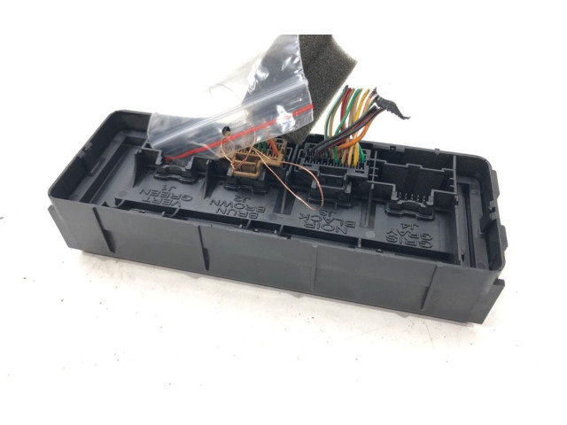 Блок управления 13582895   Chevrolet Cruze