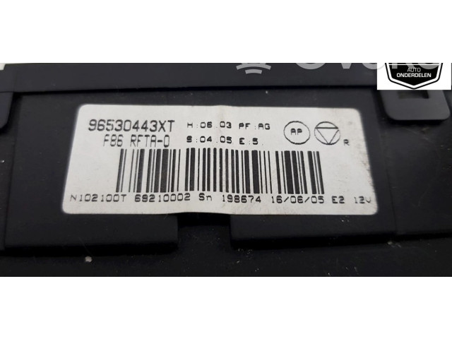 Блок управления климат-контролем 96530443XT, 96530443XT Citroen C2